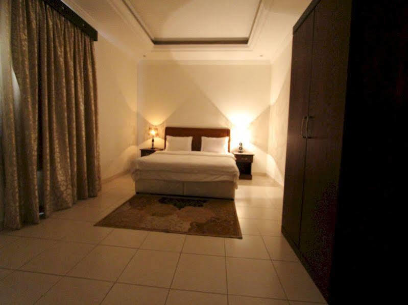 Towlan Hotel Suites 1 Riyadh Exteriör bild